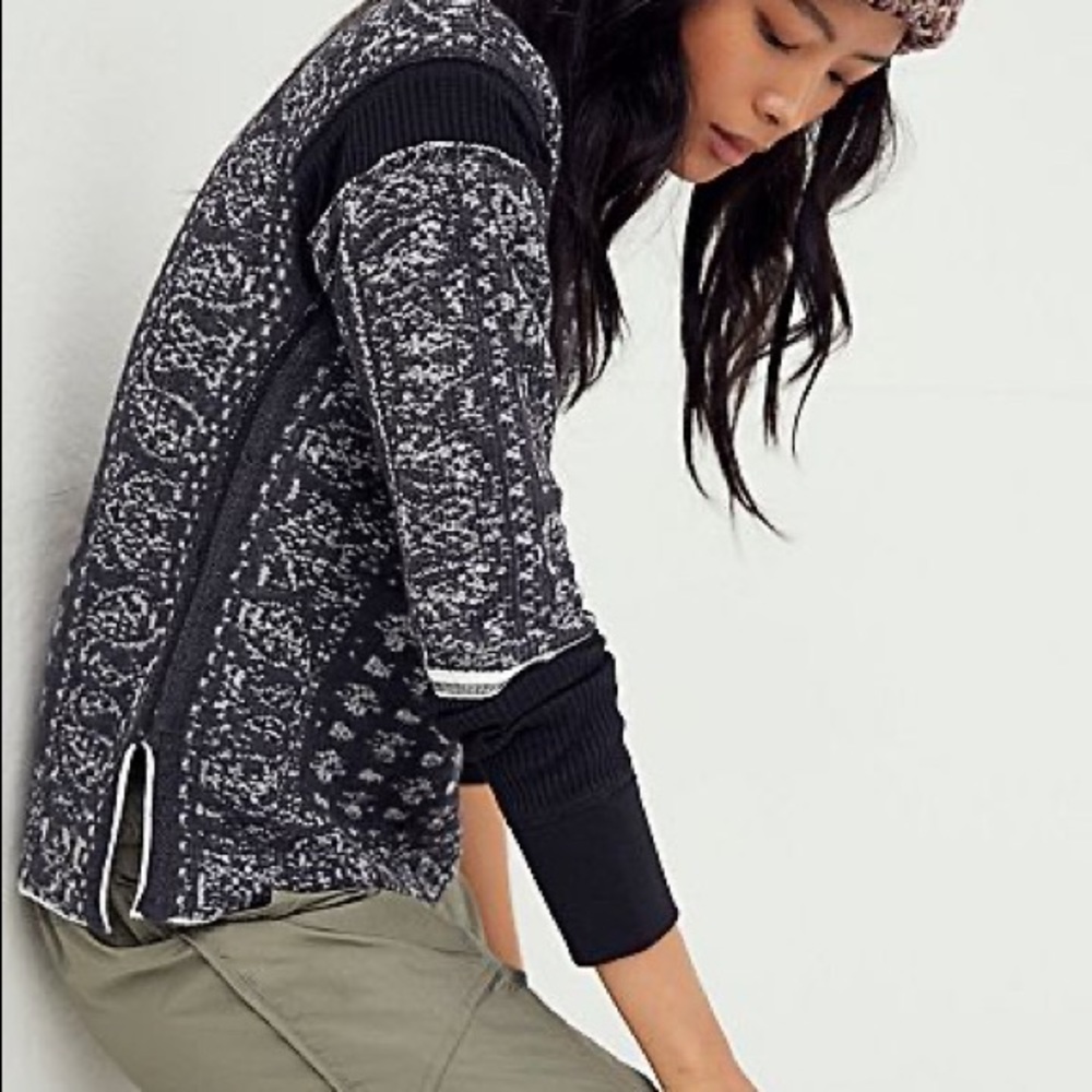New Free People Stevie Layering Top Black and White SZ XS